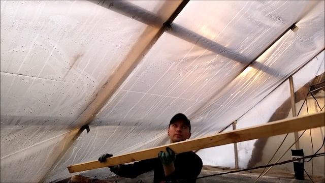 КОНДЕНСАТА В ТЕПЛИЦЕ НЕ БУДЕТ! РАСТЕНИЯ БУДУТ СУХИЕ! ПРОВЕРЕННО! смотреть онлайн