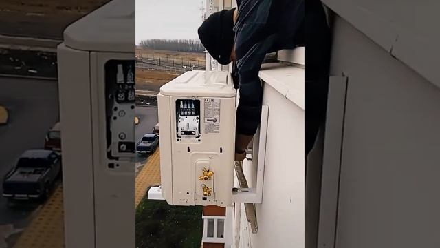 Монтаж наружного блока кондиционера Dahatsu #shorts #кондиционер #splits #air #сплитсистема
