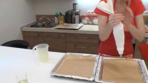 Пряное печенье  с сахарной глазурью видео рецепт