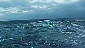 Шторм на Каспийском море