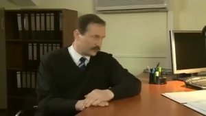 6 кадров. На работе не хрюкать!
