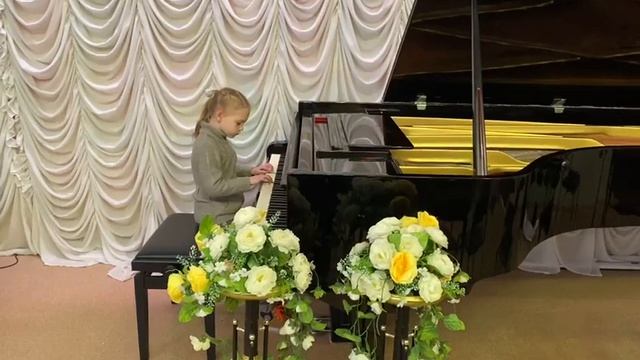 М. Шмитц Музыка исполняет Бурова Елизавета смотреть онлайн