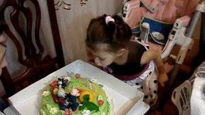 торт со свечами