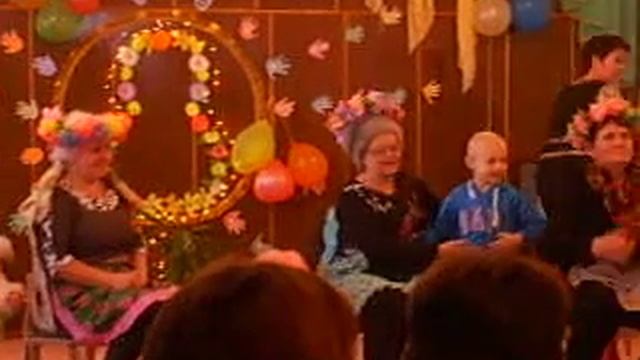 ПРАЗДНИК 8 МАРТА ДЕТСКИЙ САДИК "ДРУЖБА" смотреть онлайн