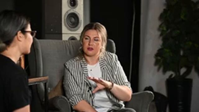 Шоу: ТЫ НОРМАЛЬНЫЙ? Тема: ТЕЛО и БОЛЕЗНИ. Разбор. Ведущая Ксения Рыбак и Психолог Алена Пушина смотреть онлайн