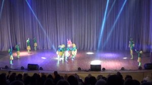 Сюжетный танец "Гусеница" - народный театр танца "Пигмалион"