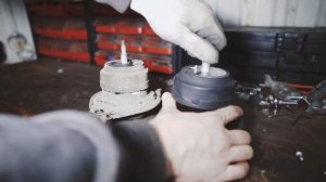 Опора двигателя Джип Гранд Чероки