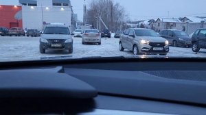Geely Tugella внутренняя трещина лобового стекла, отказ в гарантии