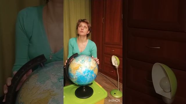 Видео занятие для младших дошкольников о космосе. Опыт. Конструирование ракеты. смотреть онлайн