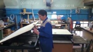 Люк Г-образный с амортизаторами на лестницу с поворотом в подвал - обзор
