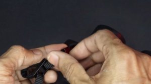 Nikon Binoculars (Aculon A211) - How to Attach Strap