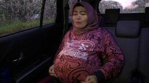 GAWAT !! IBU HAMIL MELAHIRKAN DI DALAM MOBIL KU !Drama Kocak