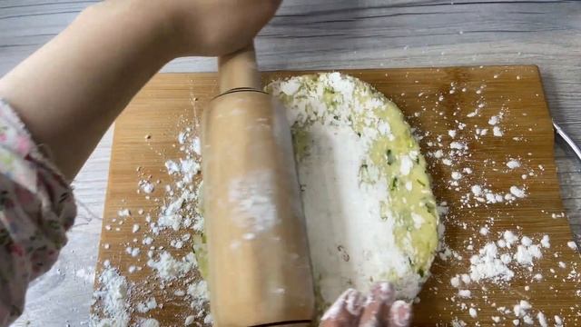 Когда у вас есть 3 картофелины,приготовьте это картофельное блюдо.Это вкуснее мяса.АСМР