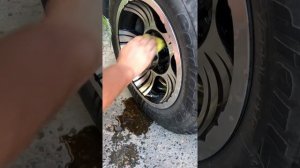 Чистка хромированных (никелированных) ступичных колпачков от ржавых пятен кока-колой