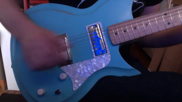 Waterslide Telebacker in Sonic Blue with Lollar El Rayo & Teisco Gold Foil Pickups смотреть онлайн
