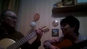 Темно-зеленый изумруд