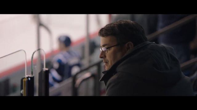 Взрослый юниор / Junior Majeur (2017) Official Trailer смотреть онлайн