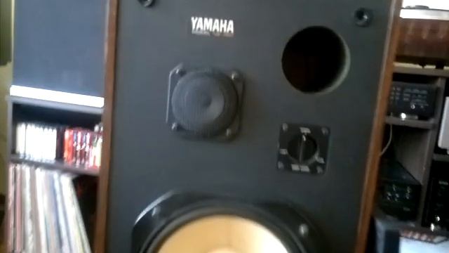 Акустика YAMAHA NS-350 смотреть онлайн