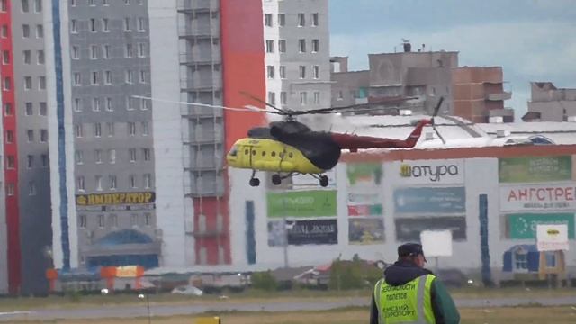 Звук погромче! Это же Ми 8! смотреть онлайн