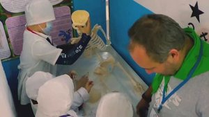 Город профессий Миниполис Василиса стала доктором Лиска шоу