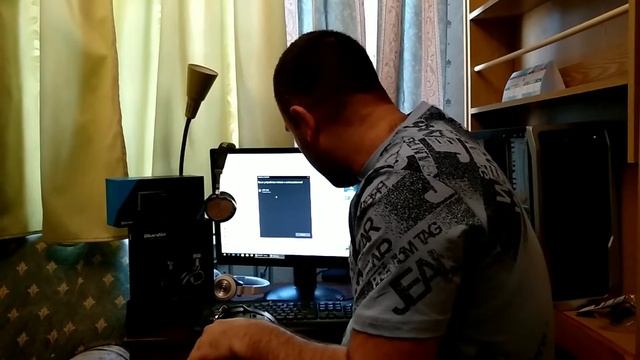 Обзор и распоковка бумбокса ROJEM ( Обзор от PRAIS-MIX) смотреть онлайн