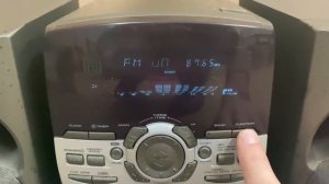 Включение музыкального центра LG FFH