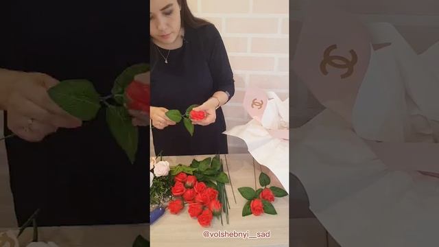 Сборка букета из мыльных роз