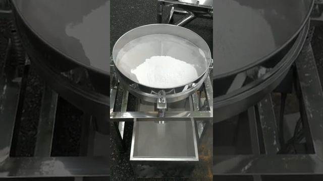 Мукопросеиватель вибрационный ВС ЛАККК вибросито для просеивания сыпучих продуктов, муки, сахара смотреть онлайн