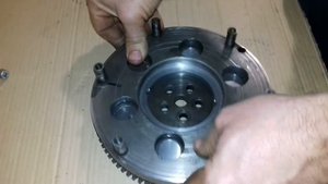 Соединение маховика Кубота с маховиком Днепр