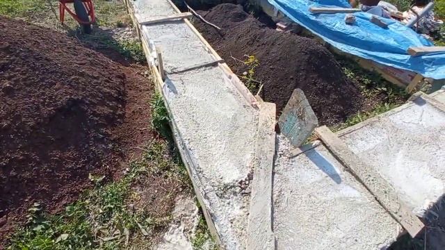 Строительство бани 5х3 с выносом. Часть 1. Фундамент. смотреть онлайн