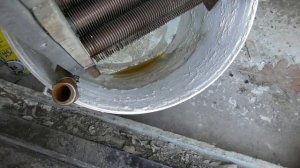 Самому почистить  теплообменник газового котла за 1 час. WD-40, уксус, горелка.