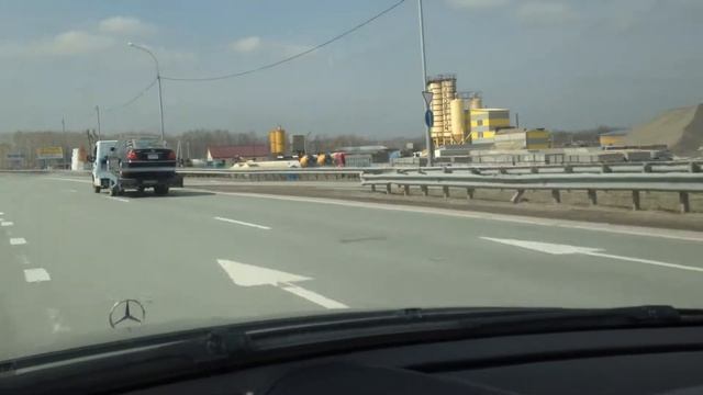 Везем распилы Mercedes W211 смотреть онлайн