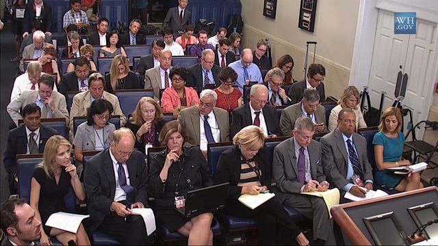 7/28/14: White House Press Briefing смотреть онлайн