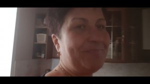 Меня не выдержал стул)))Заказали кухонный гарнитур)