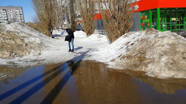 Лужа-море на Гагарина, 40-а. 27.03.2018 смотреть онлайн