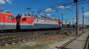 ЭП1М-709 с перегоняемыми электровозами ЭП1М