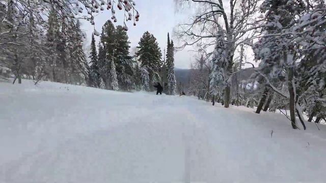 Фрирайд спуск в Шерегеше. Локация Викторьевки. Ноябрь 2021 смотреть онлайн