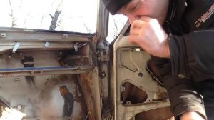 Как Снять Двери с ВАЗ Классики если есть проблеммы совет от Толяна