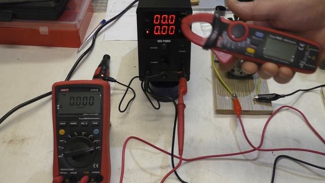 Как правильно пользоваться токовыми клещами #multimeter ut210e #万用表ut210e