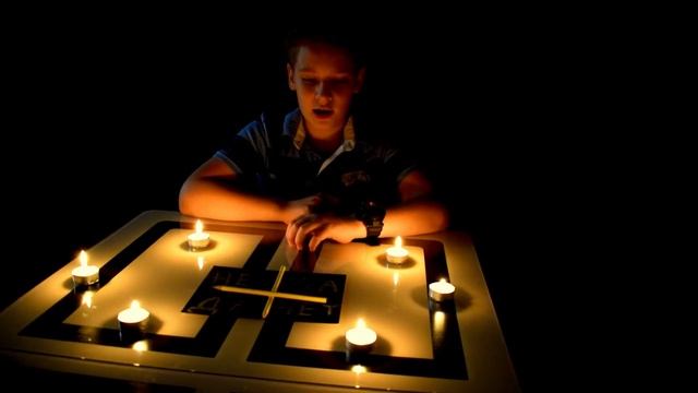 Вызвали Чарли Чарли и он пришел... ужас... смотреть онлайн