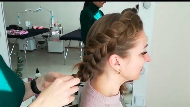 HAIRSTYLE FOR SHORT HAIR/ BRAIDS ON SHORT HAIR TUTORIAL смотреть онлайн