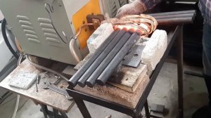 Формовка головки болта