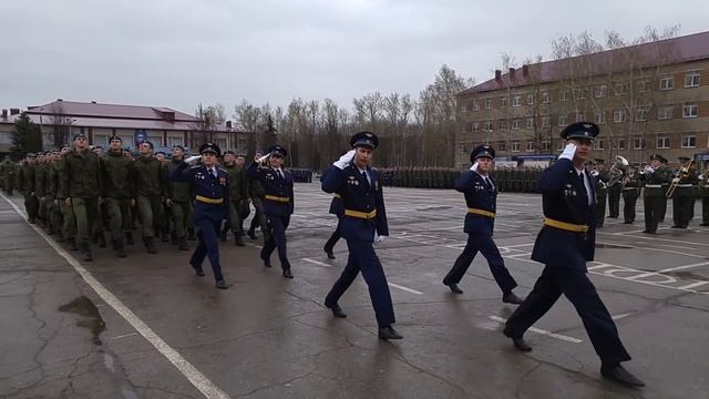 Тульская дивизия ВДВ празднует свое 72-летие смотреть онлайн