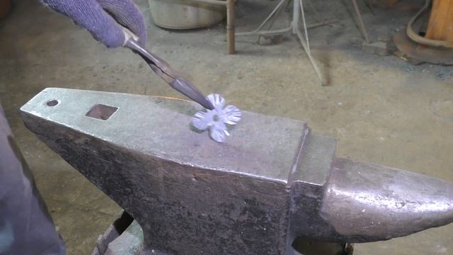 Цветок из листового металла смотреть онлайн