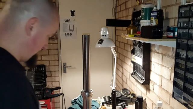 #YamahaFZS600Fazer собираем вилку,строим streetfighter смотреть онлайн