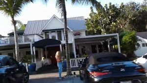 Сельчанка в Америке.  Поездка к сватам