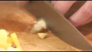 Суп крем из куриной печени - видеорецепт