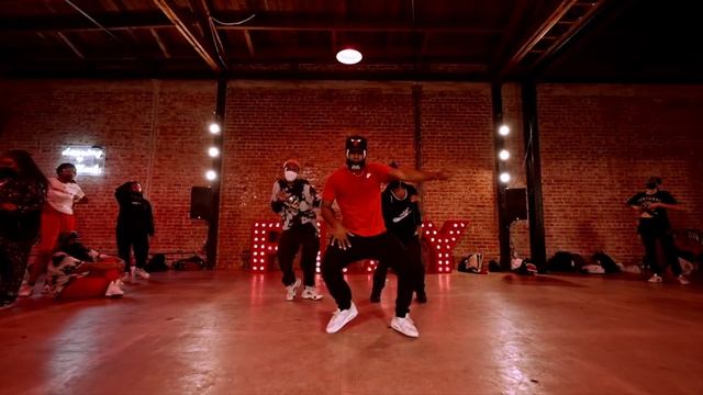 "BUSS IT" @EricaBanks #DEXTERCARRCHOREOGRAPHY FEAT. KAYCEE RICE & KYNDALL HARRIS & GABE DEGUZMAN смотреть онлайн