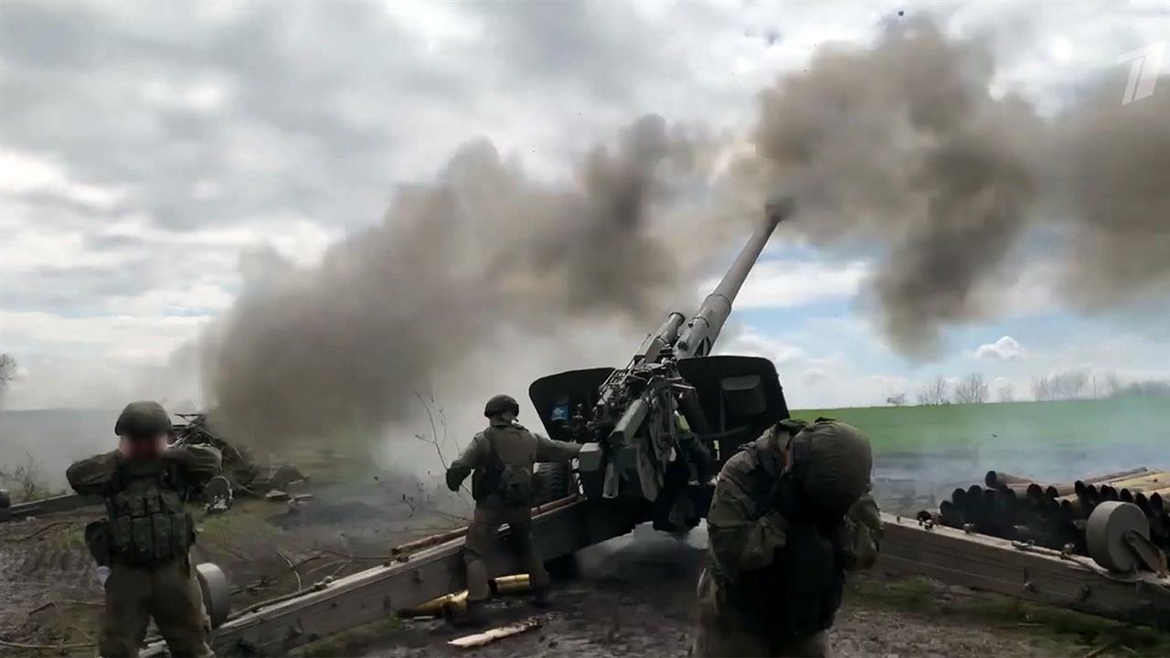 Сразу несколько крупных военных объектов Украины уничтожили российские войска за сутки