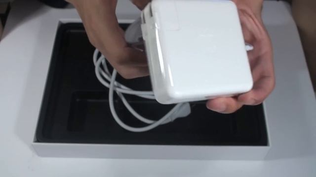 New 2014 Apple 15.4" MacBook Pro Computer with Retina Display (unboxing & overview) смотреть онлайн